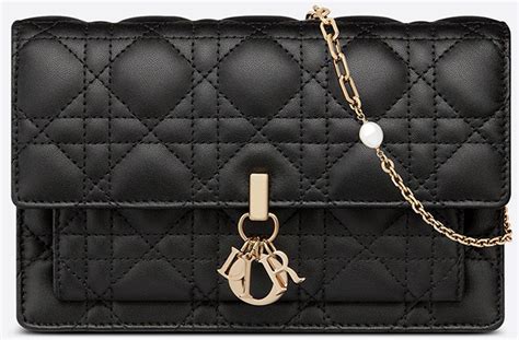 lady dior chain pouch|Lady Dior pouch review.